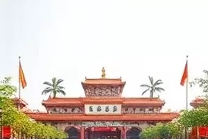 《沉默的调色板》电影封面，未完成的油画调色板